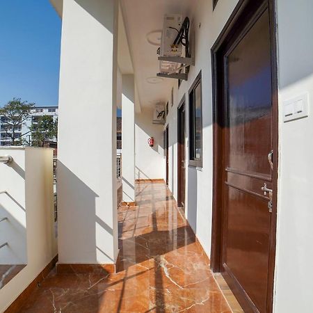Oyo 67163 Anantham Residency Hotell Narendra Nagar Eksteriør bilde